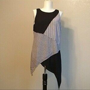 White House Black Market, Size S Sleeveless Asymmetrical Blouse Black and White